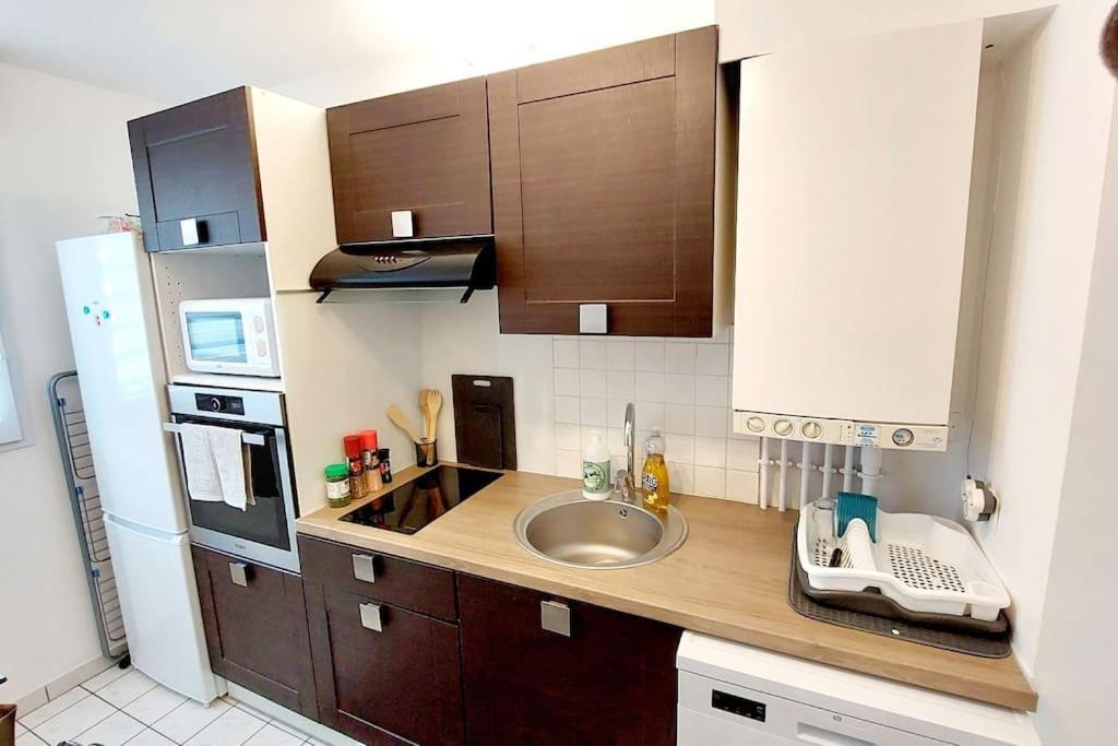 Cosy Home 2, 2 Chambres, 6 Personnes, 3 Min Gare, Parking Cergy Ngoại thất bức ảnh